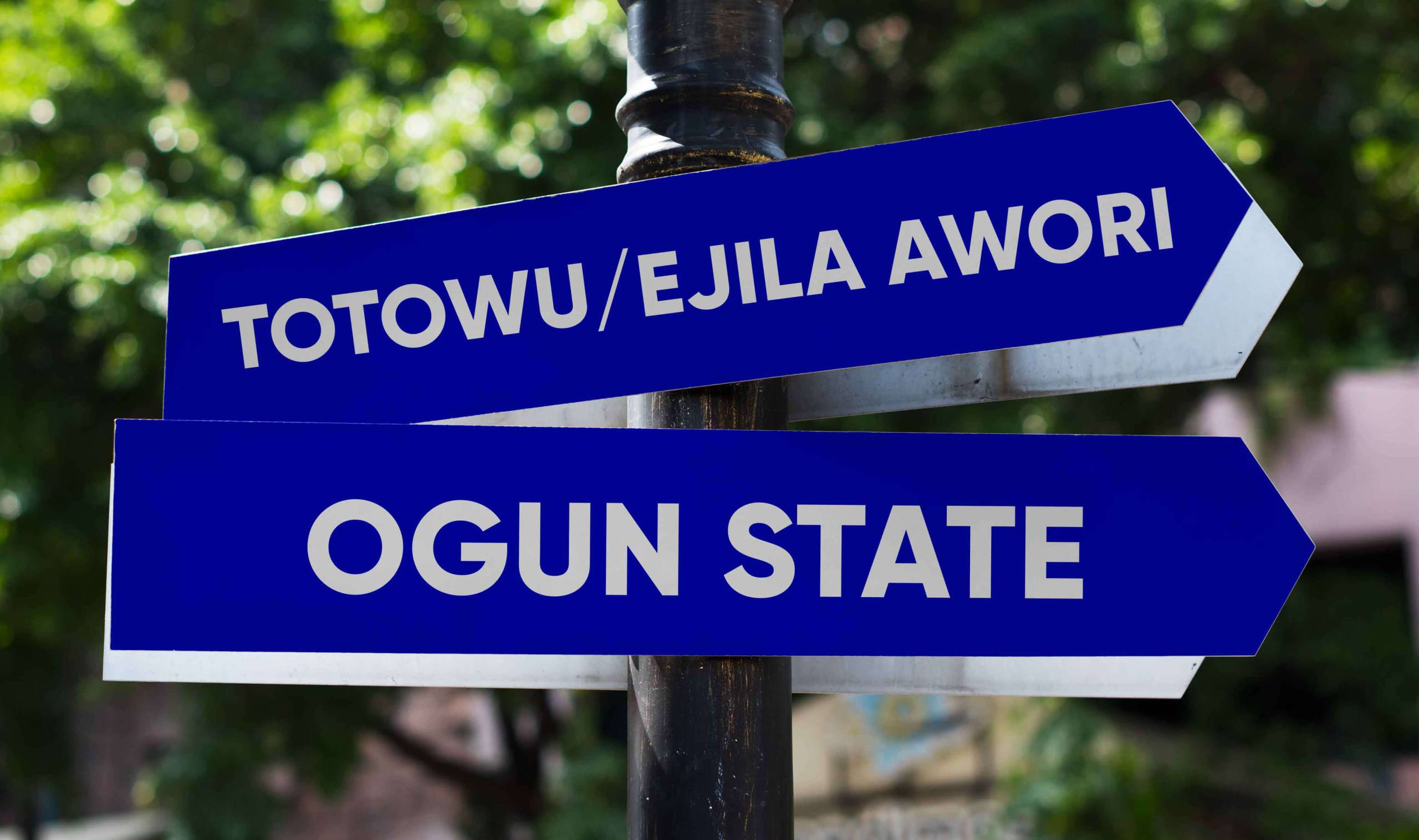 Totowu / Ejila Awori.